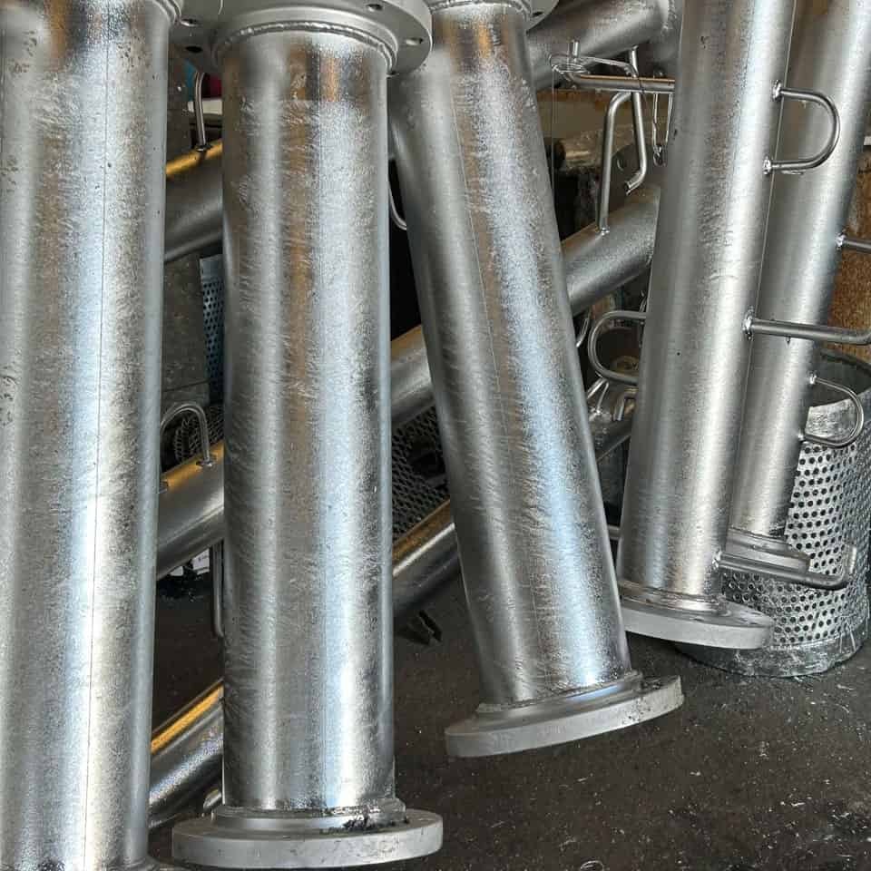Galvanized tubes